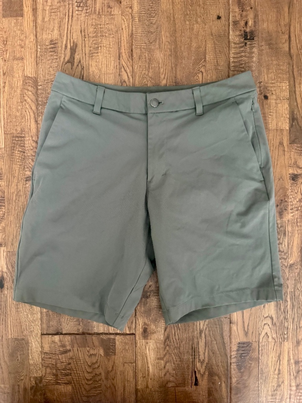 Lululemon Commission Classic Fit Short 9" Warpstreme Grey Sage Size 32 M7AK3S C